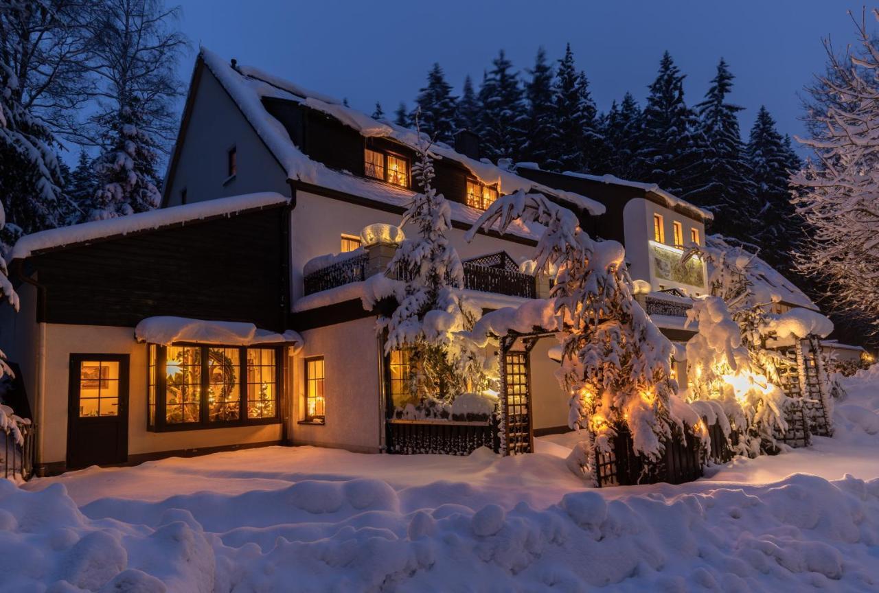 Waldgasthof & Hotel Am Sauwald Tannenberg Exterior photo